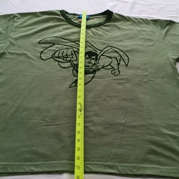 Vintage Valour DC Comics Olive Superman Graphic Tee - Picture 4 of 7